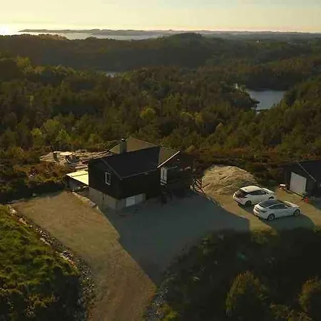 Family-friendly, Secluded With Panoramic Views * Austevoll