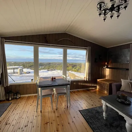 Family-friendly, Secluded With Panoramic Views بيت للعطل Austevoll