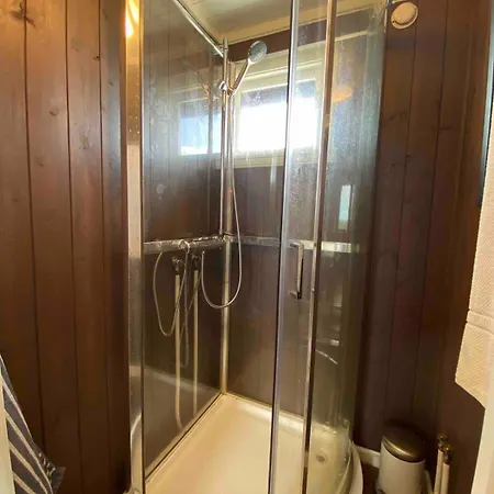 Family-friendly, Secluded With Panoramic Views بيت للعطل Austevoll